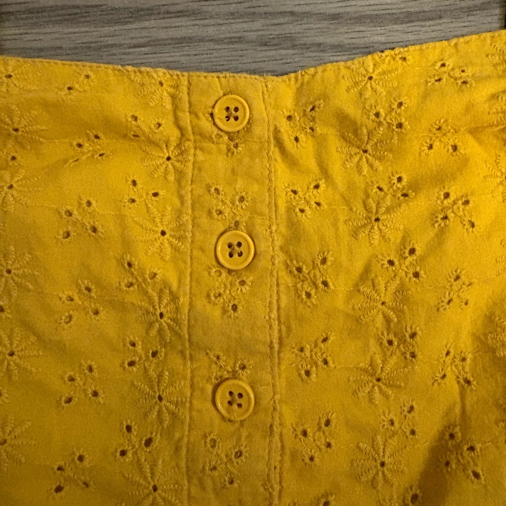 Garage Yellow Eyelet Button-Up Crop Top - Picture 3 of 5